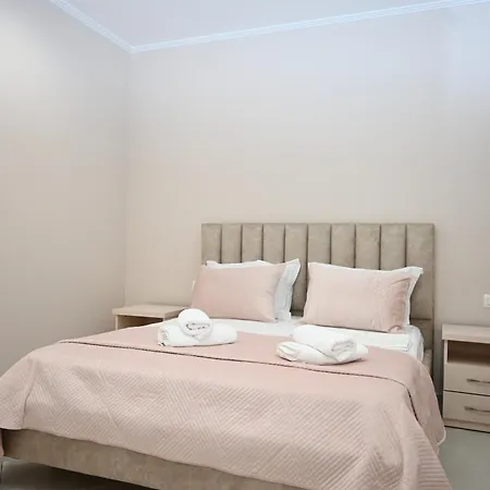Eleana's Penzion Sarandë