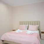 Eleana's Sarandë