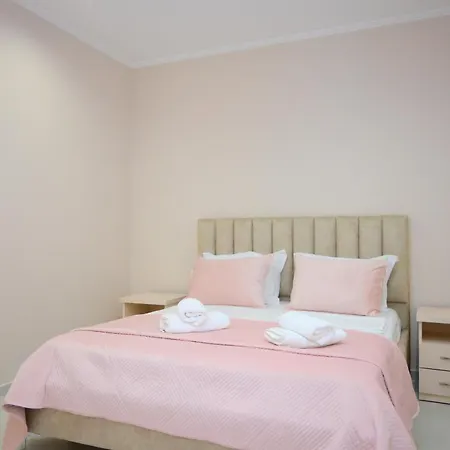 Eleana's Sarande