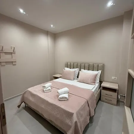 Eleana's Guest house