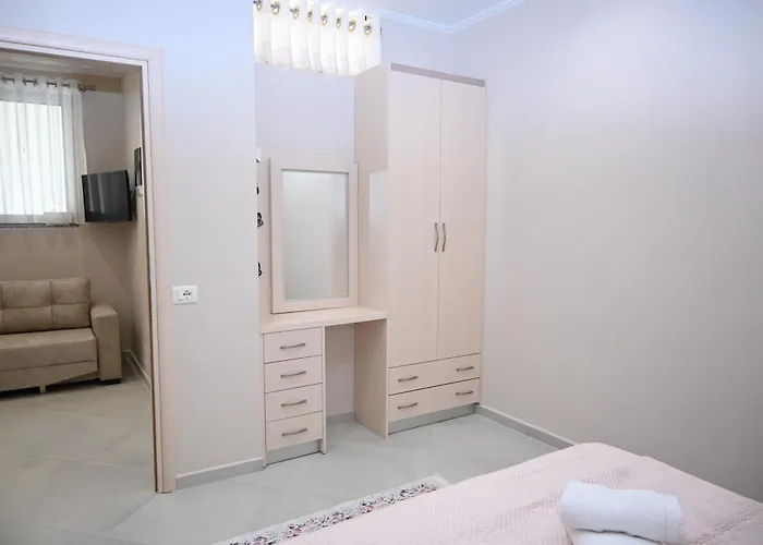 Eleana's Gasthof Sarandë